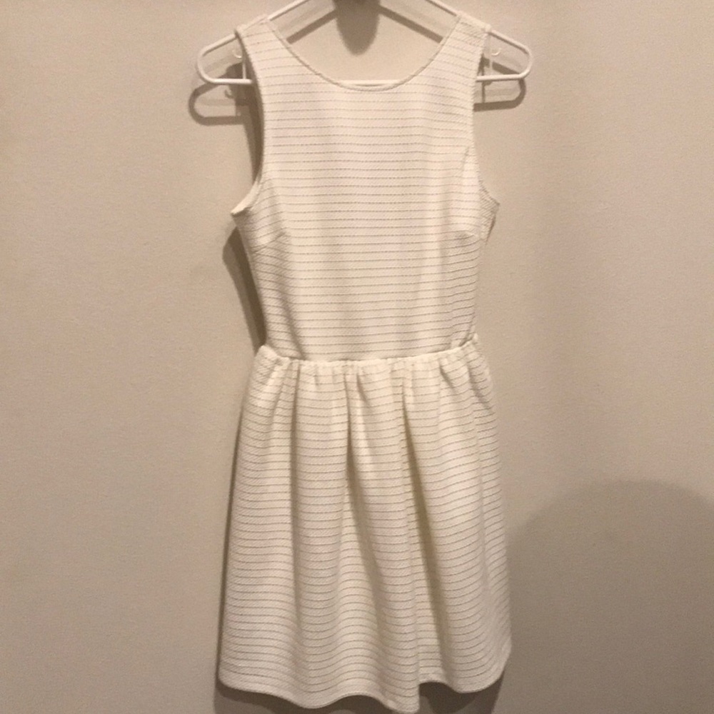 Bar 111 white sleeveless above the knee dress